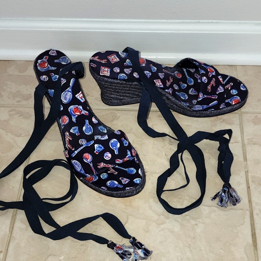 CHANEL BADMINTON CANVAS STRAPPY WEDGE SANDAL SIZE 9